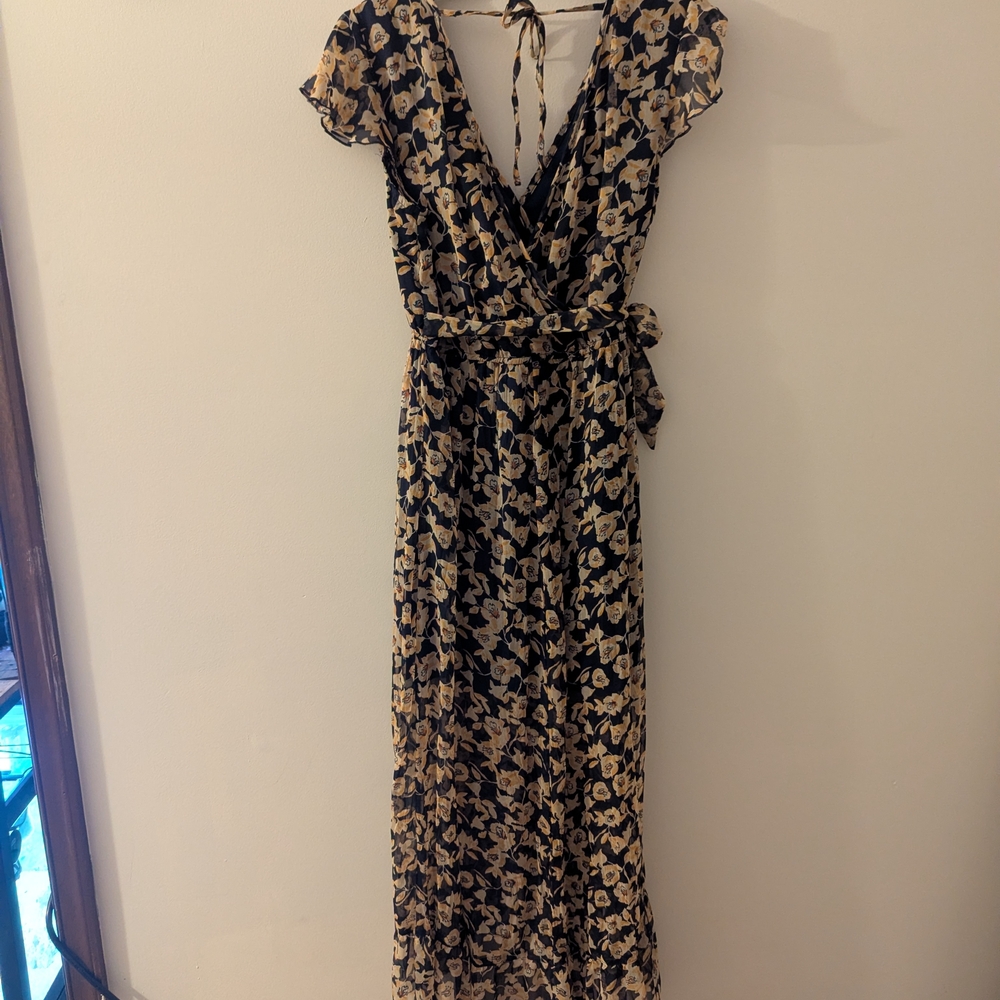 Band of Gypsies Black and Cream Floral Maxi Dress